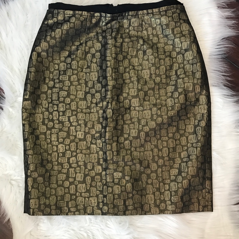 Loft skirt